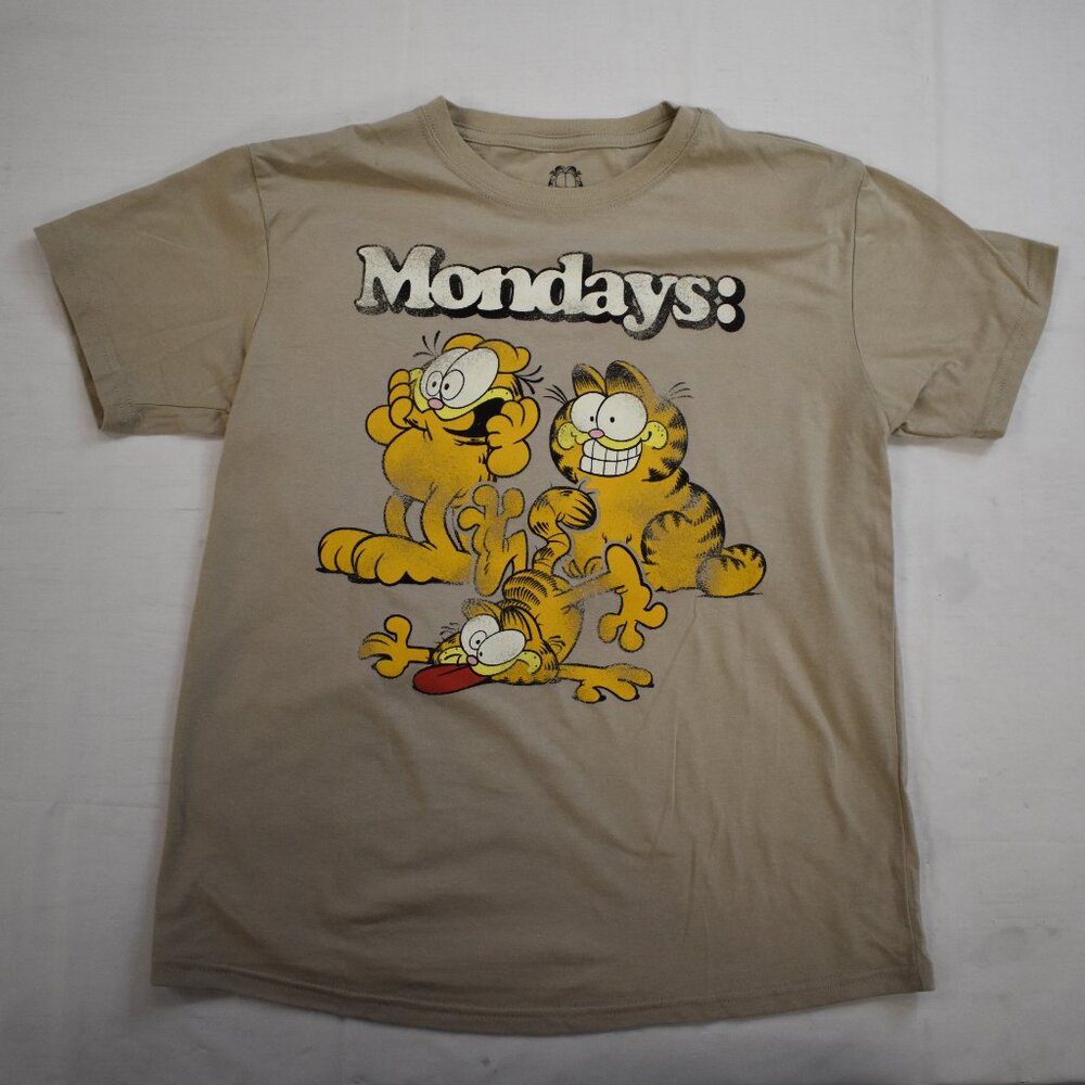 Garfield Women's Garfield Hates Mondays Distressed Graphic Shirt New
